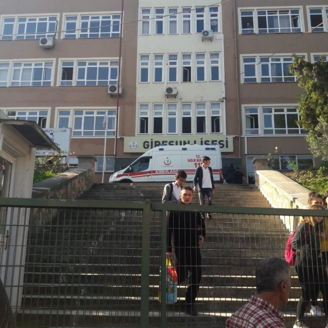 Derste Şakalaşma Ölümle Bitti
