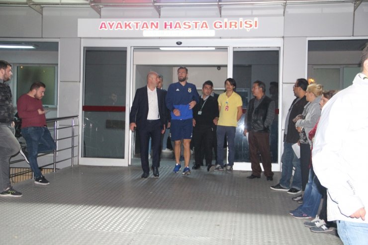 Fenerbahçe Kafilesi Taziye İçin Hastaneye Gitti
