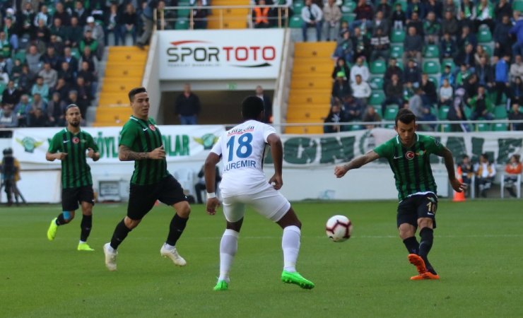 Akhisar’da Gollü Beraberlik
