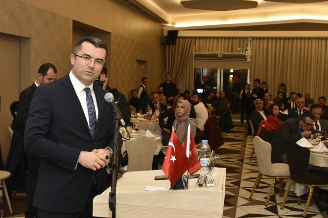 Vali Memiş’e Veda Yemeği