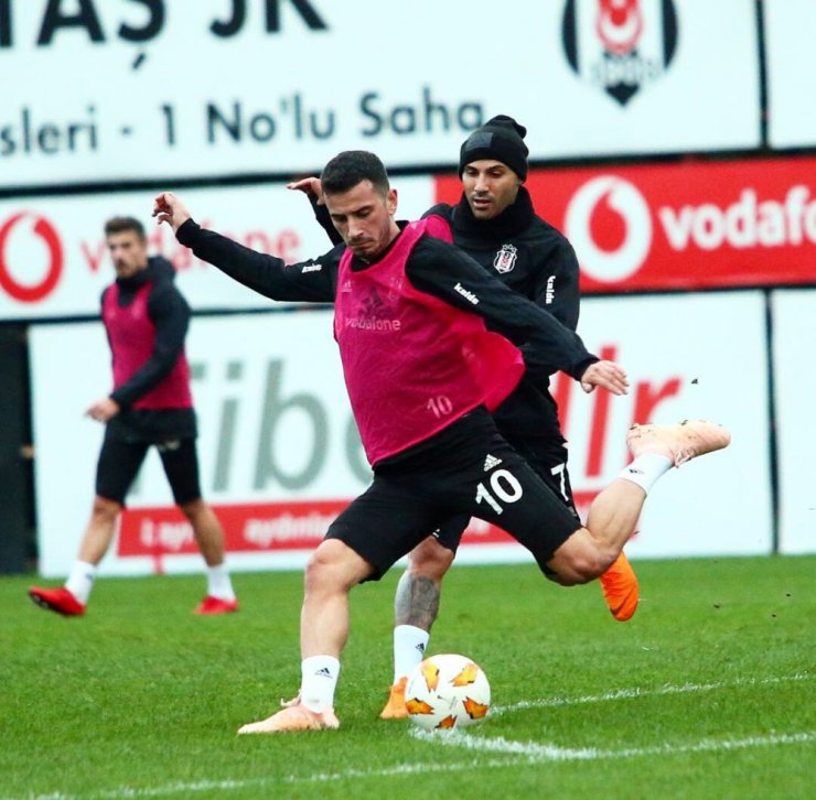 Beşiktaş’ta Genk Mesaisi Başladı