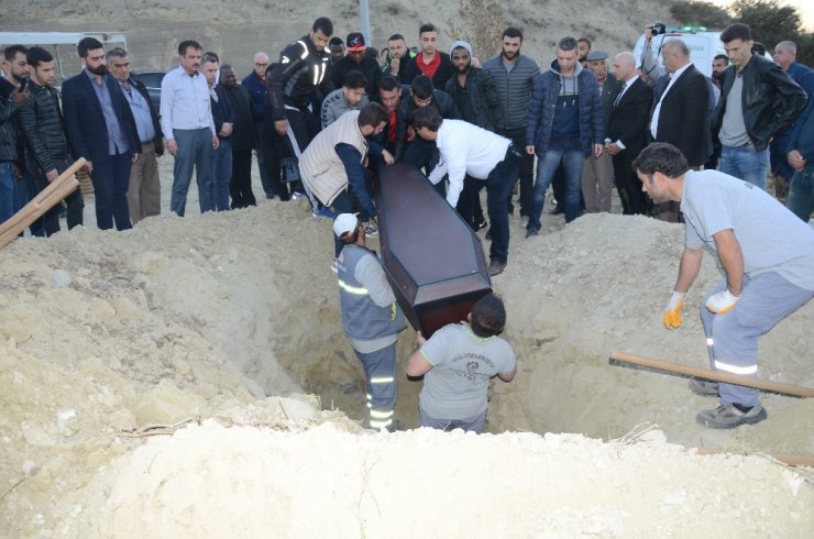 Nijeryalı Oyuncu Denizli’de Toprağa Verildi