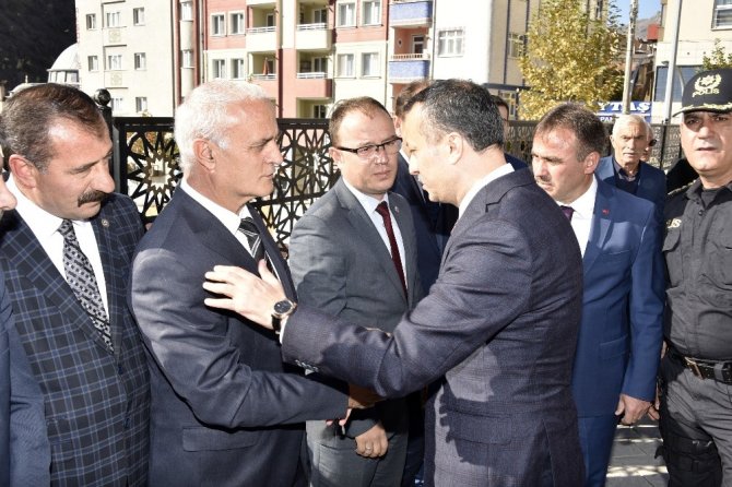 Gümüşhane Valisi Kamuran Taşbilek Görevine Başladı