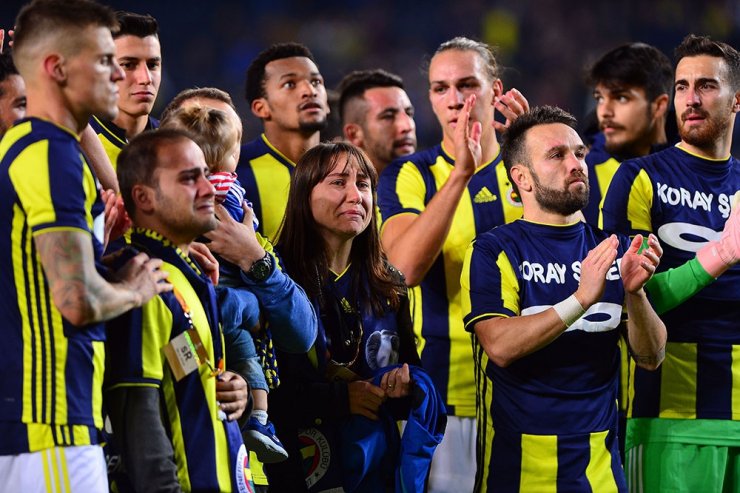 Koray Şener’in Ailesi Sahada Yer Aldı