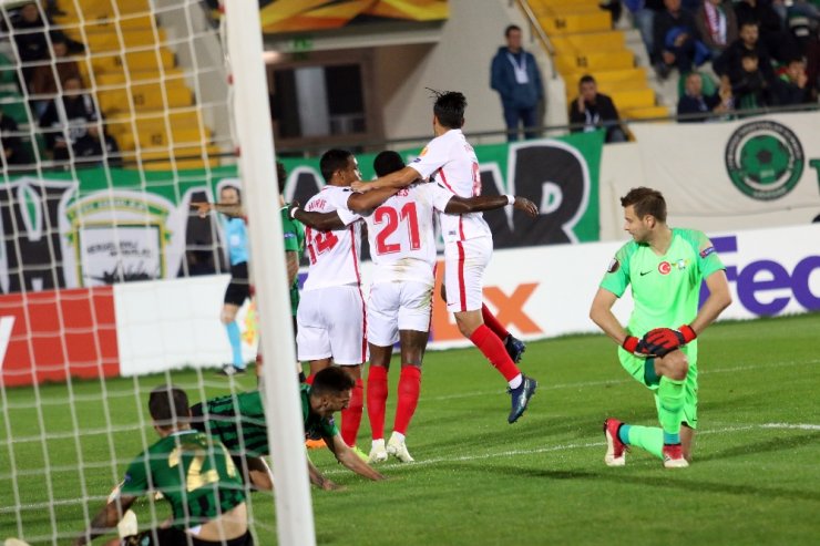 Akhisarspor, Sevilla’ya 3-2 Yenildi