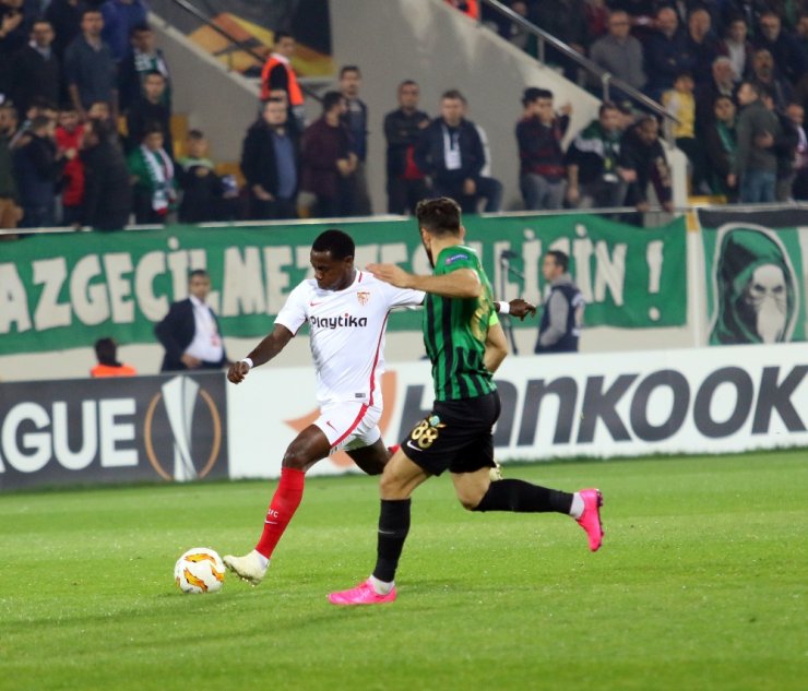 Akhisarspor, Sevilla’ya 3-2 Yenildi