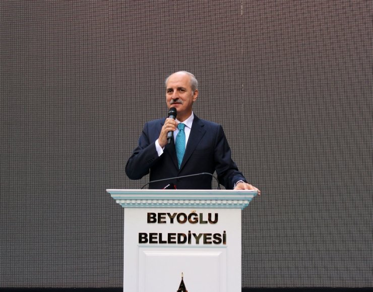 Kurtulmuş’tan Türkçe Ezan Açıklamalarına Sert Tepki