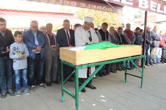 Biri Mezara, Diğeri Cezaevine Gitti