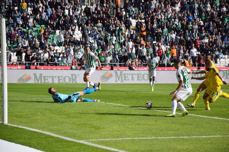 Konya’da İlk Yarı Gol Yok