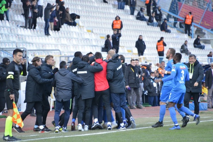 Erzurum Göztepe’yi Devirdi