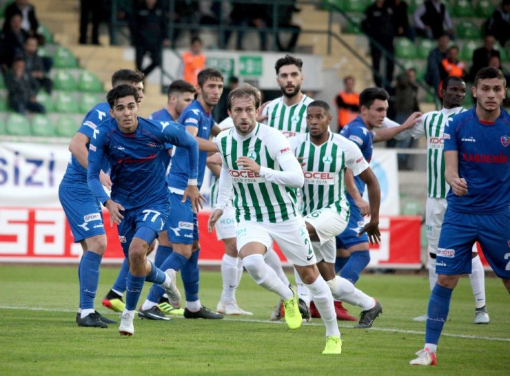 Giresun Karabükspor’u 4 Golle Geçti