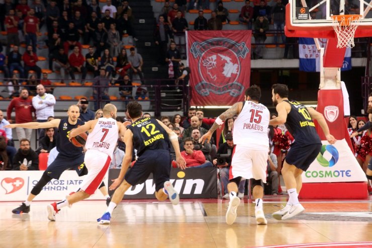 Fenerbahçe, Yunan Devini Devirdi