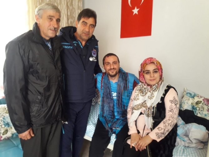 Trabzonspor’dan Gazi Uzman Çavuş Akyüz’e Ziyaret