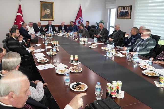 Trabzonspor’da Genişletilmiş Divan Toplantısı Yapıldı