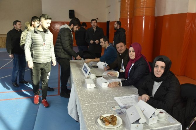 Ak Parti’de Temayül Yoklaması Yapıldı