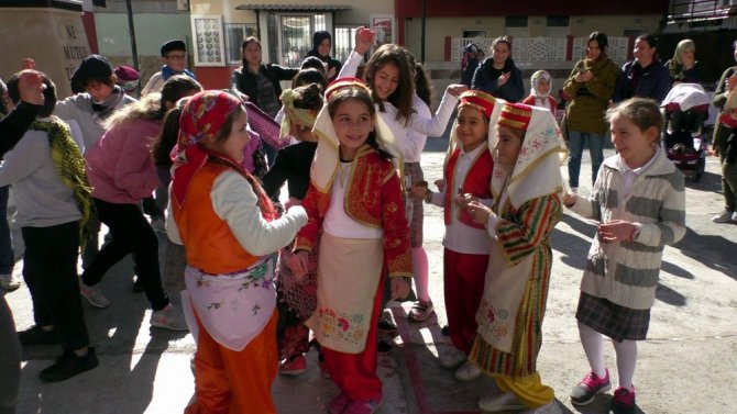 Türkiye’nin Kültürel Renklerini Tanıttılar