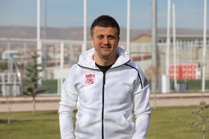 Sivasspor’un Yeni Teknik Direktörü Belli Oldu