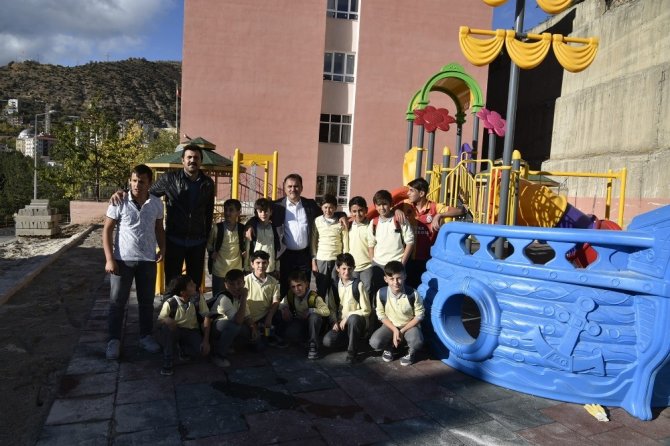 Gümüşhane Belediyesi 2 Yılda 32 Çocuk Parkı Yaptı