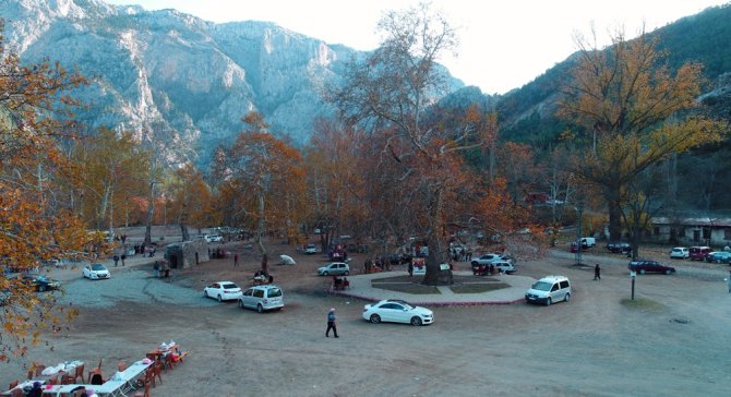 Doğaseverler Ve Fotoğraf Tutkunlarının Gözdesi