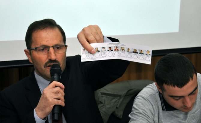 Gümüşhane’de Öğrenciler Meclis Başkanını Seçti