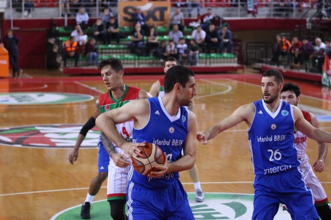 Eurocup’taki Türk Derbisinde Kazanan İzmir Ekibi