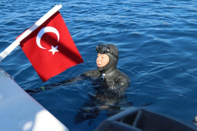 Salda Gölü’nde Yeni Rekor Denemesi