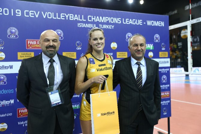 Vakıfbank Yenilmezlik Serisini 23 Maça Çıkardı