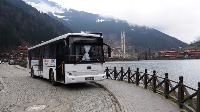 Yolcu Otobüsünü Canlı Yayın Aracına Dönüştürdü