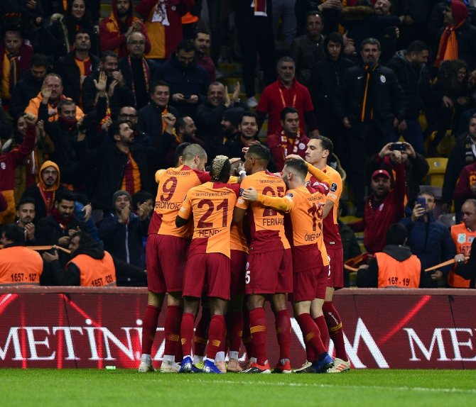 Aslan Derbi Öncesi Yara Aldı