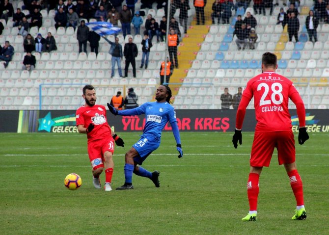 Erzurum’da İlk Yarı Gol Yok
