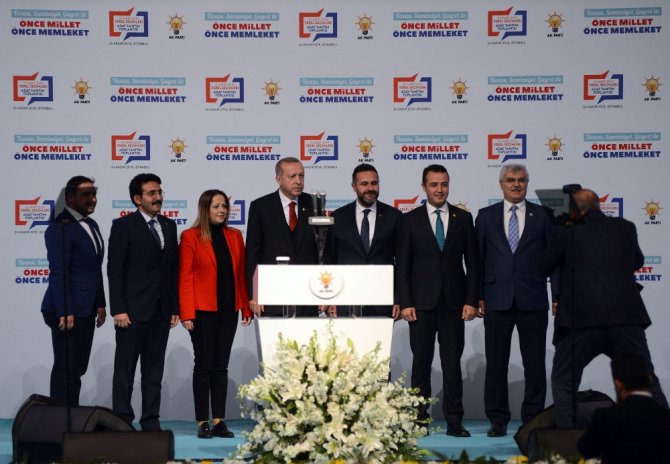 Erdoğan, Ak Parti Belediye Başkan Adaylarını Açıkladı