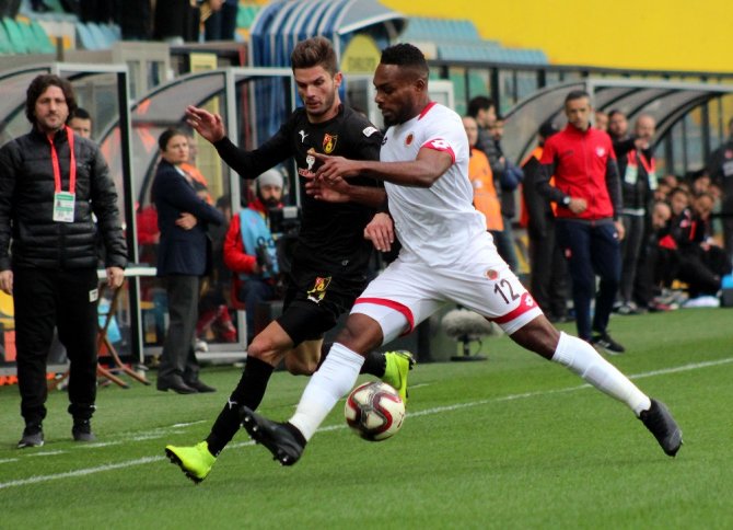 İstanbulspor Gençler’i 2-0’la Geçti