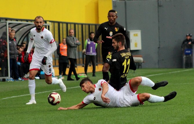 İstanbulspor Gençler’i 2-0’la Geçti