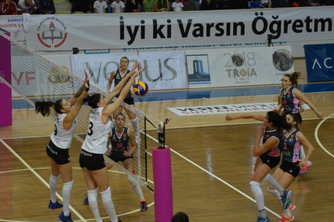 Eczacıbaşı Çanakkale Belediye’ye Set Vermedi
