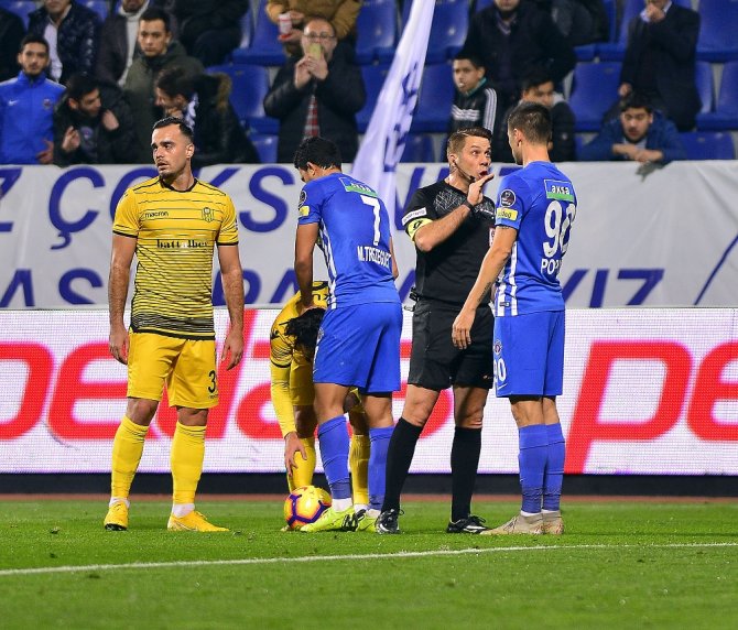 İlk Yarı Kasımpaşa’nın