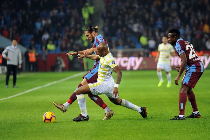 Trabzon’da İlk Yarı Gol Sesi Çıkmadı