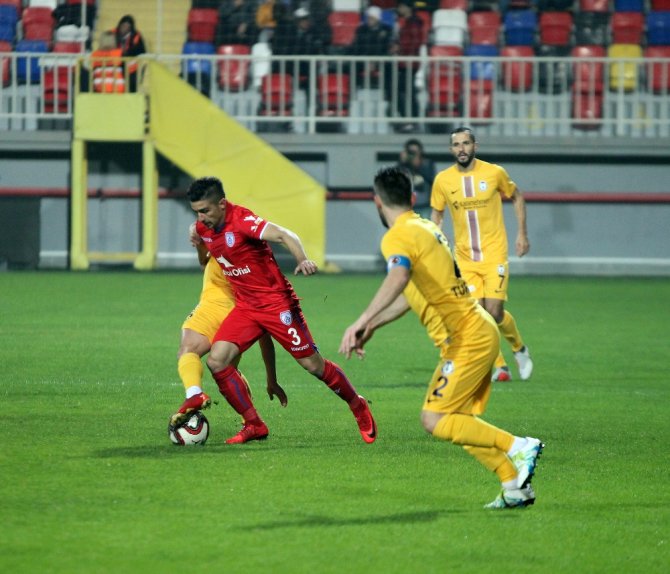 İzmir’de Gollü Beraberlik