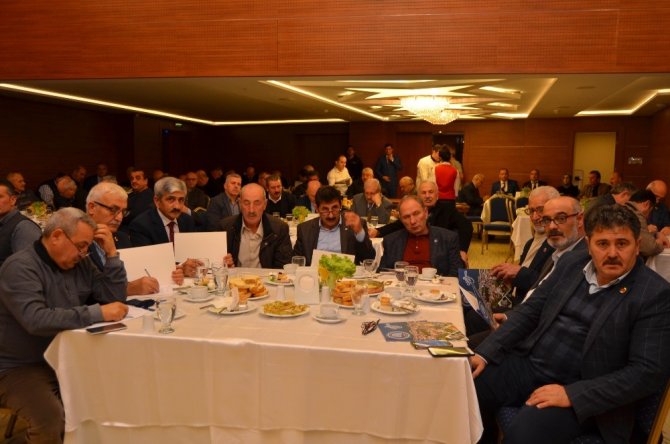 Vali Ustaoğlu Muhtarlarla Buluştu