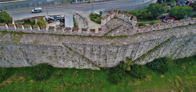 Yedikule Zindanlarının Son Durumu Havadan Görüntülendi