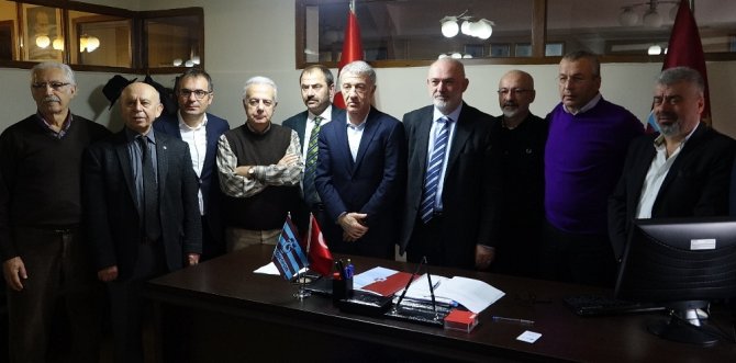 Ahmet Ağaoğlu Ve Yönetimi Adaylık Başvurusunu Yaptı