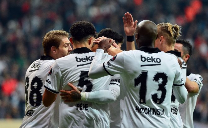 Beşiktaş’ta Derbi Öncesi Sıkı Yönetim