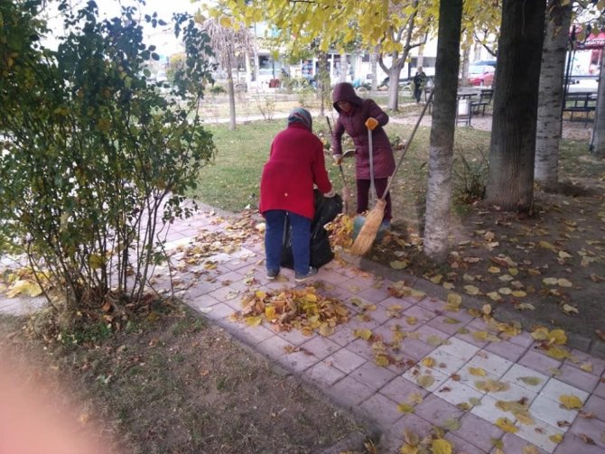 Bu İlçenin Temizliği Kadınlardan Soruluyor