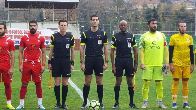 Fıfa Adayı Hakem Bal Maçı Yönetti