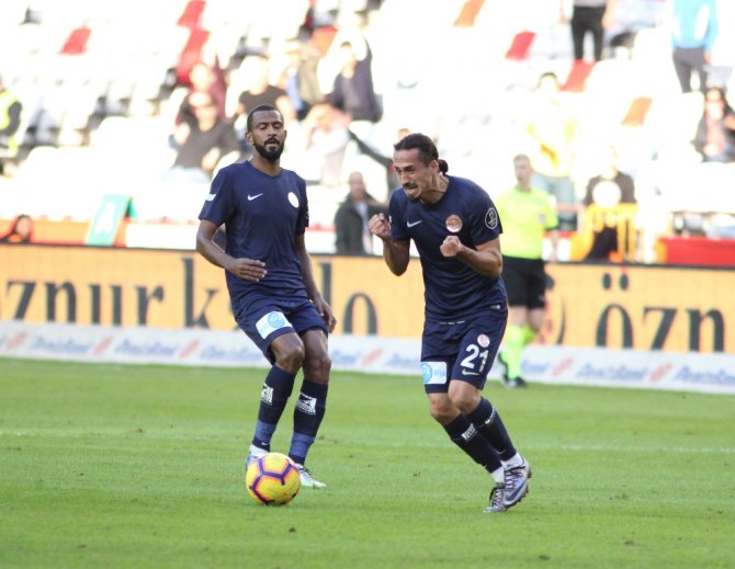 Antalya Göztepe’yi Tek Golle Geçti