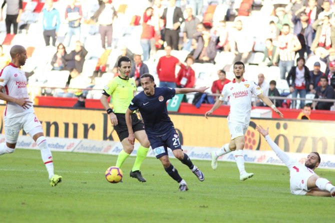 Antalya Göztepe’yi Tek Golle Geçti