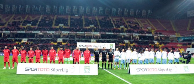 Kayseri’de İlk Yarı Gol Yok