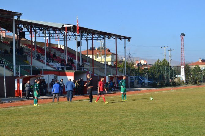 Maç Sonrası Saha Karıştı