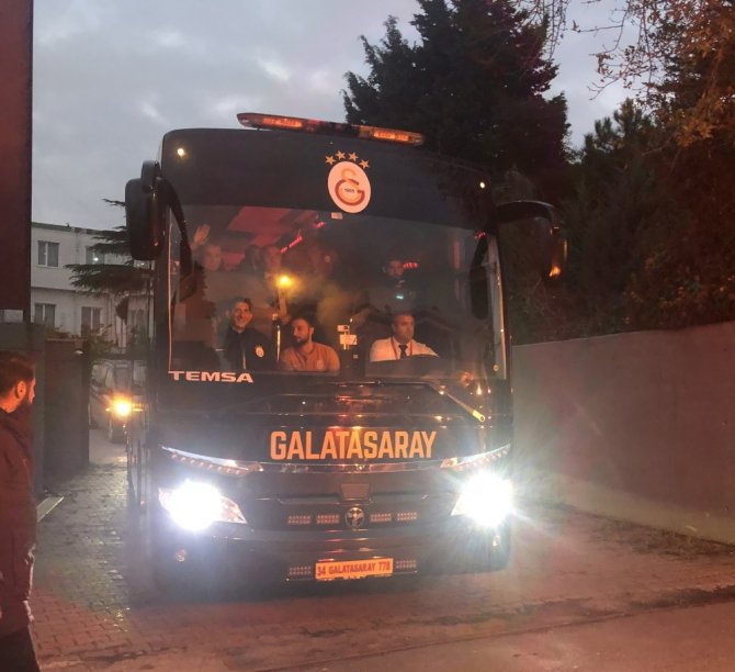 Galatasaray Derbi İçin Yola Çıktı