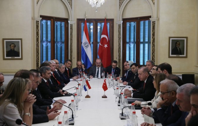 Erdoğan, Paraguay Devlet Başkanı Benitez İle Görüştü