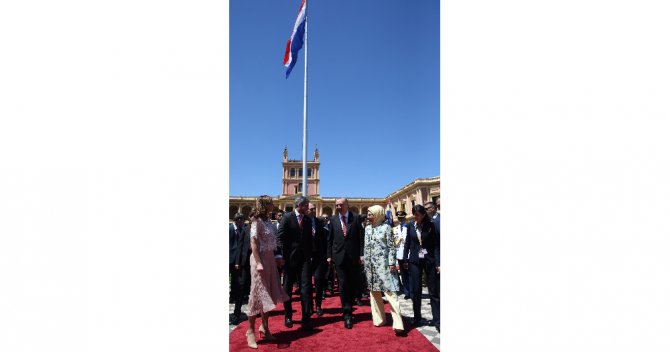 Erdoğan Paraguay’da Yaşayan Türklerle Bir Araya Geldi